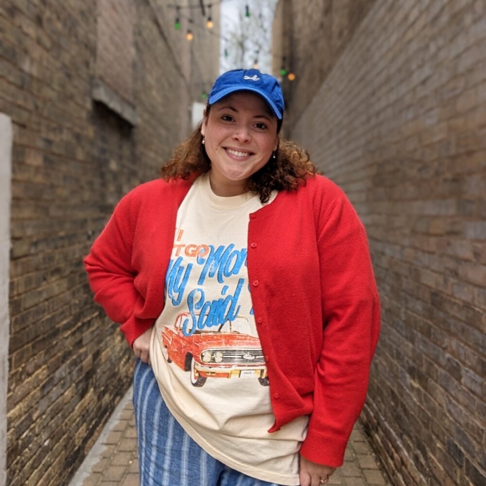 Meet your Posher, Claudia